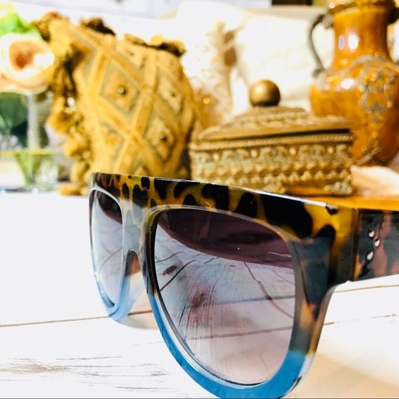 💍💍2/$10,3/$13large-frame sunglasses - Picture 3 of 5